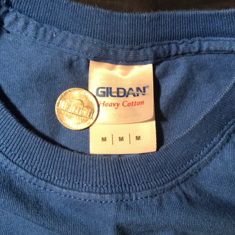 tshirt - Picture 2 of 3
